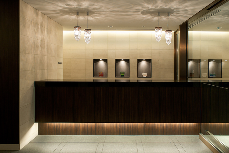 コンシェルジュデスク｜パークコート麻布十番ザタワー